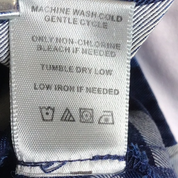 Womens Blue Paid Blouse - Picture 3 of 8